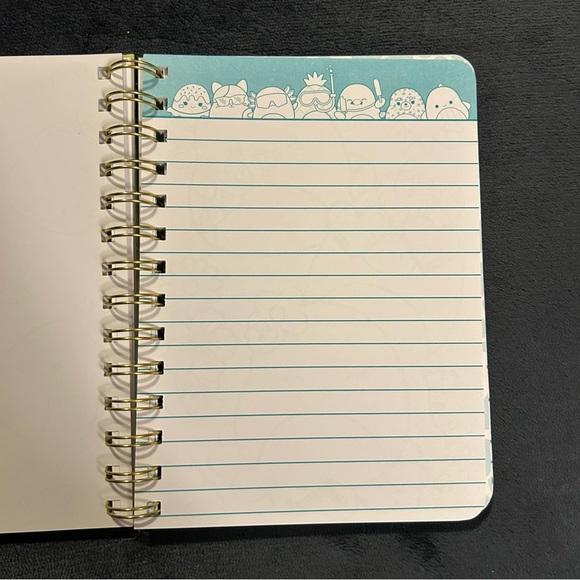 Squishmallows - Dream, Draw, & Design Book - Tropical Cover with Wendy the Frog - Picture 7 of 8